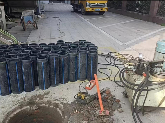 嘉祥PE置换管厂家 DN315置换管 非开挖管短管置换